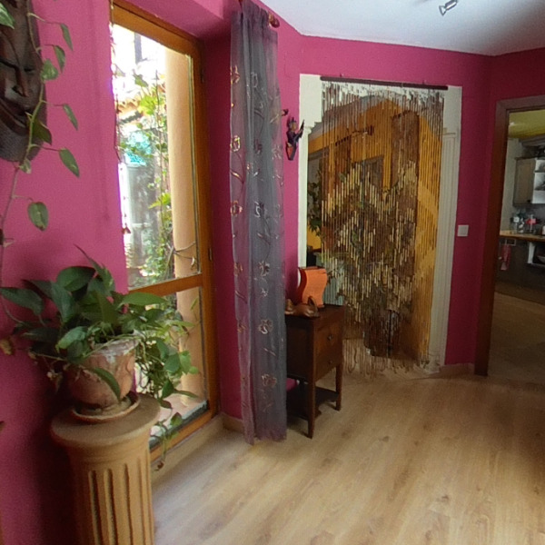 Photo 31