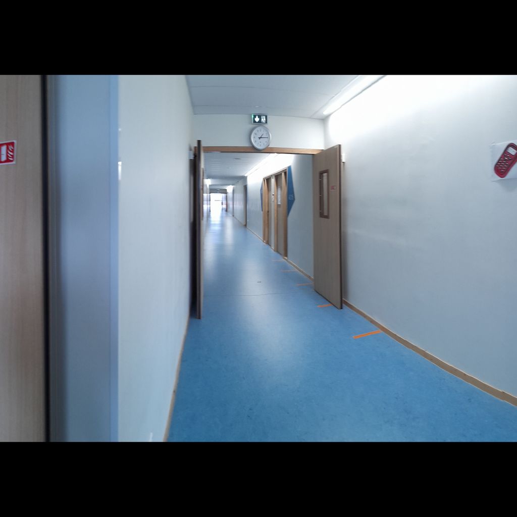 COULOIR ETAGE 2 GAUCHE