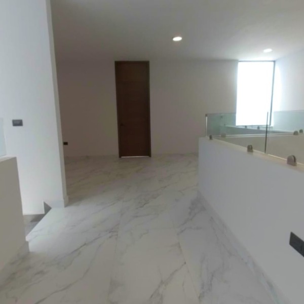 ACCESOS PLANTA ALTA 