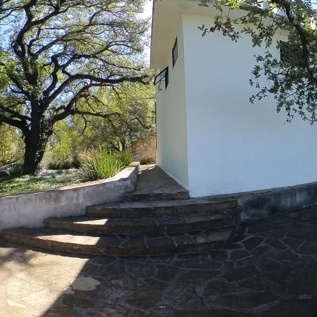 Pasillo lateral 