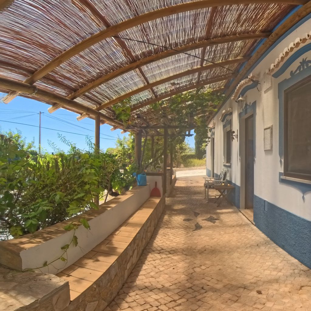 Exterior - Frente 2