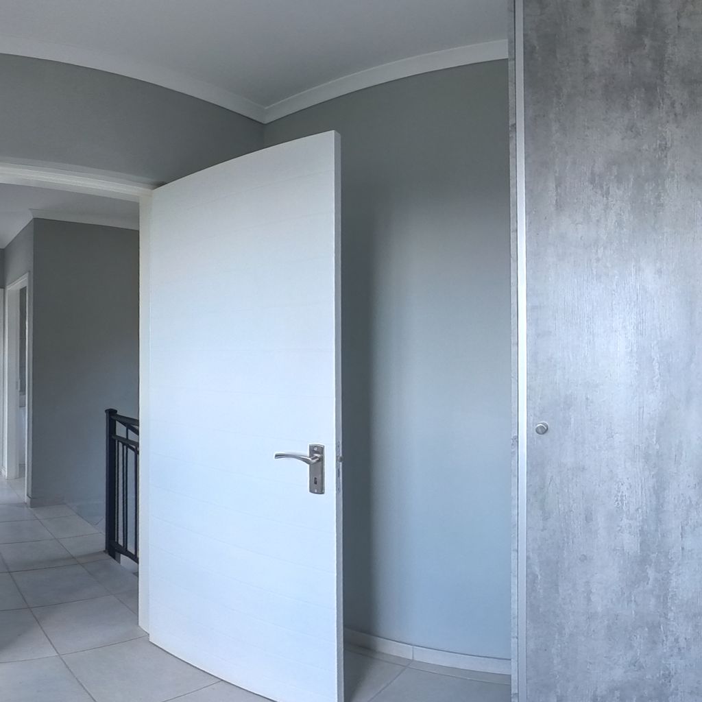 Room1
