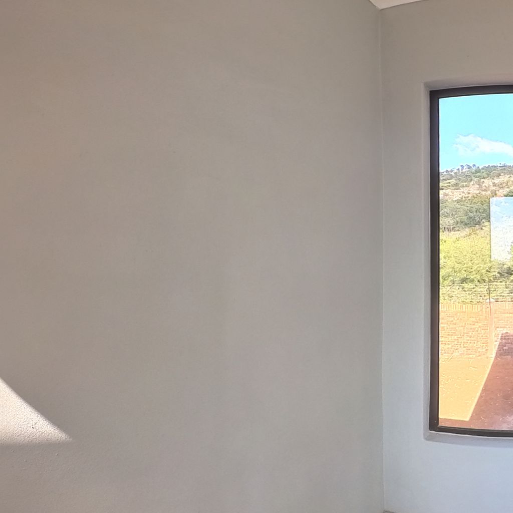 Upper Floor Entry