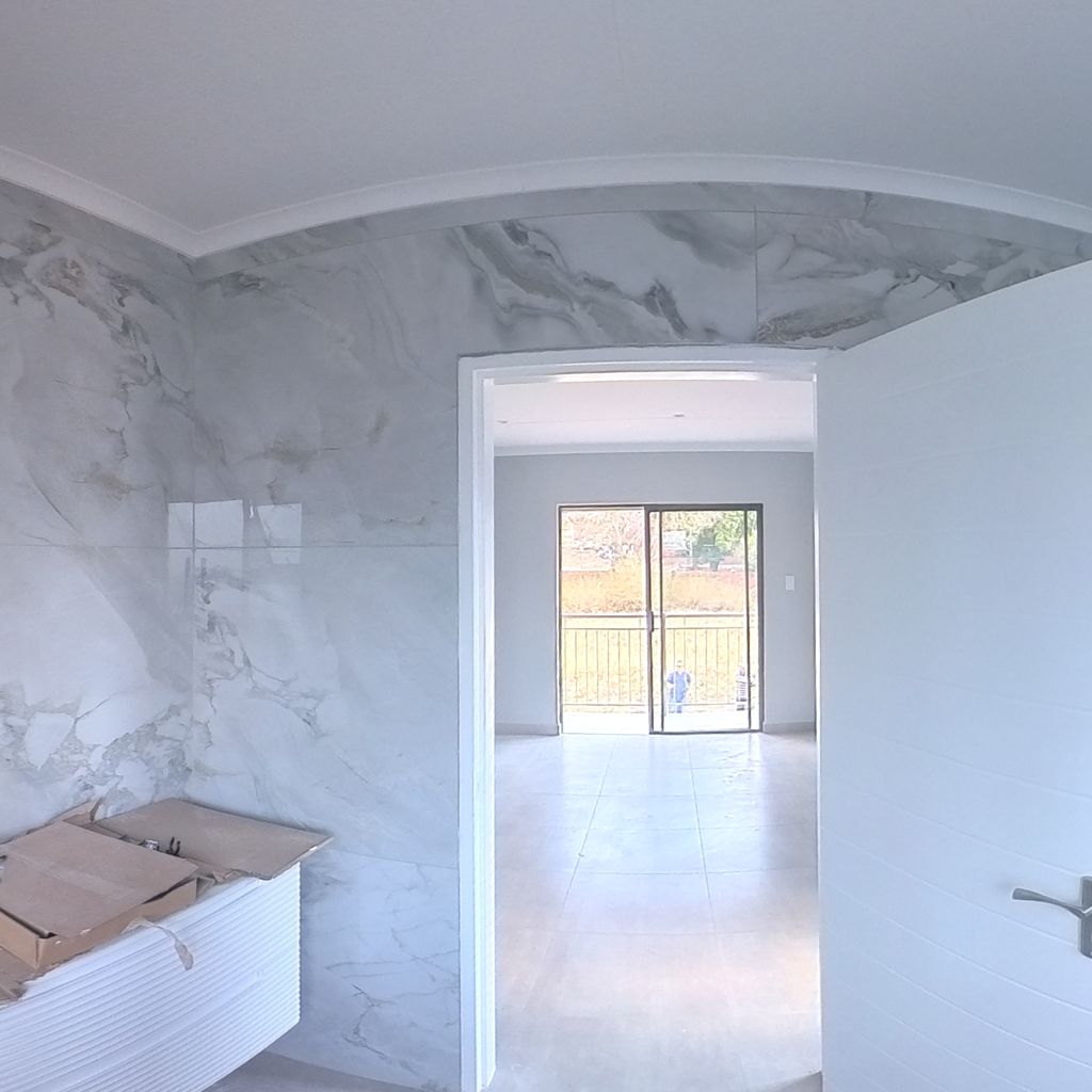 Master Bedroom Bathroom