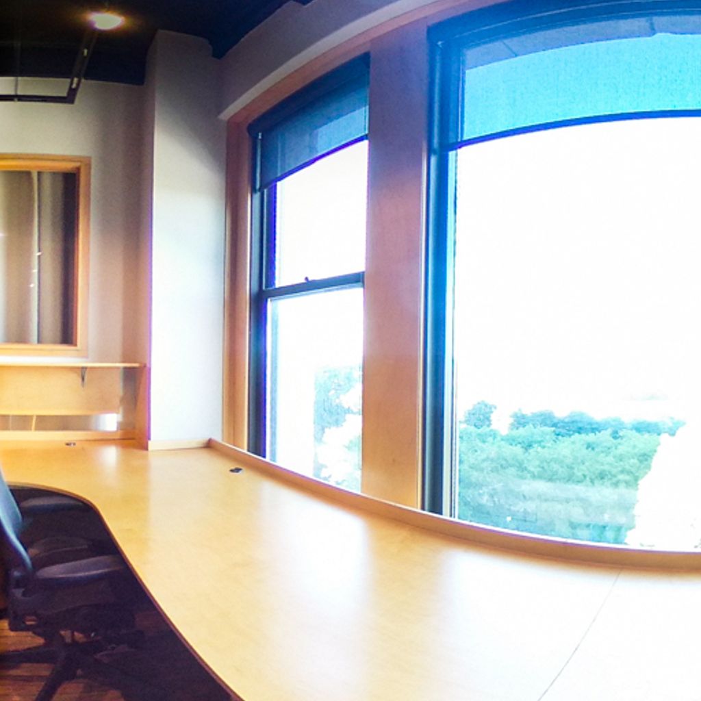 Large Workspace Back