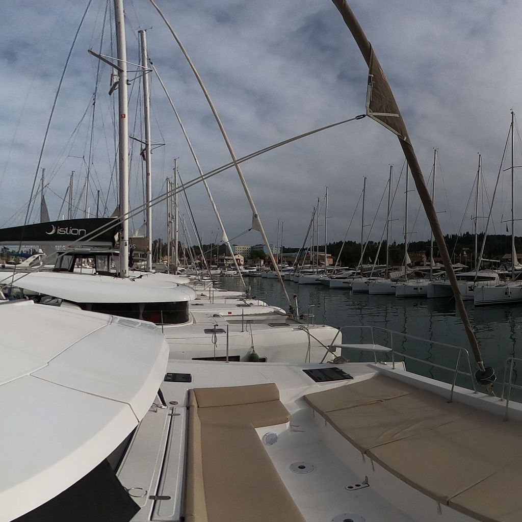 left passage bow