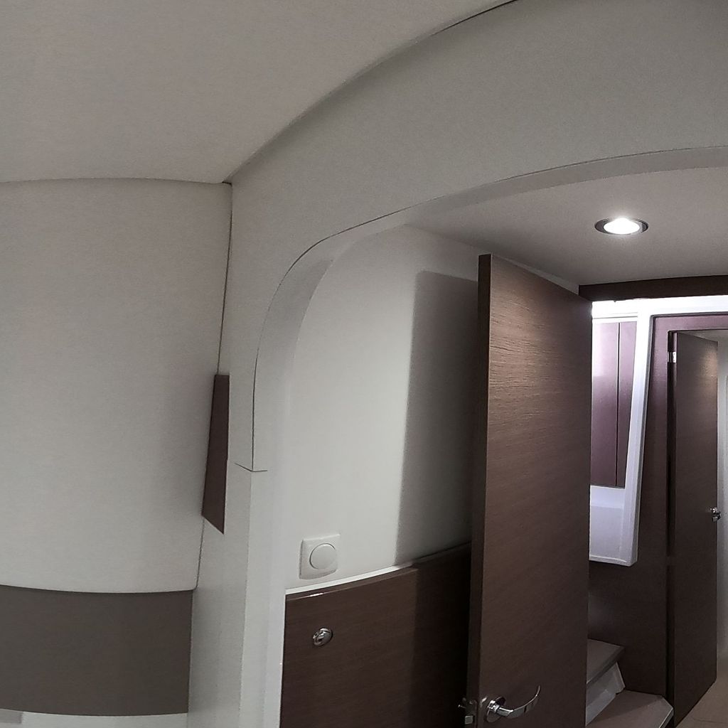 bow left cabin
