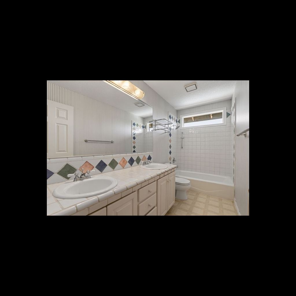 Upstairs Bathroom