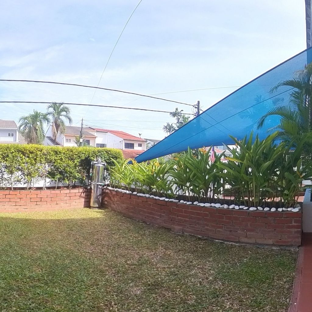 Outdoor Frontyard
