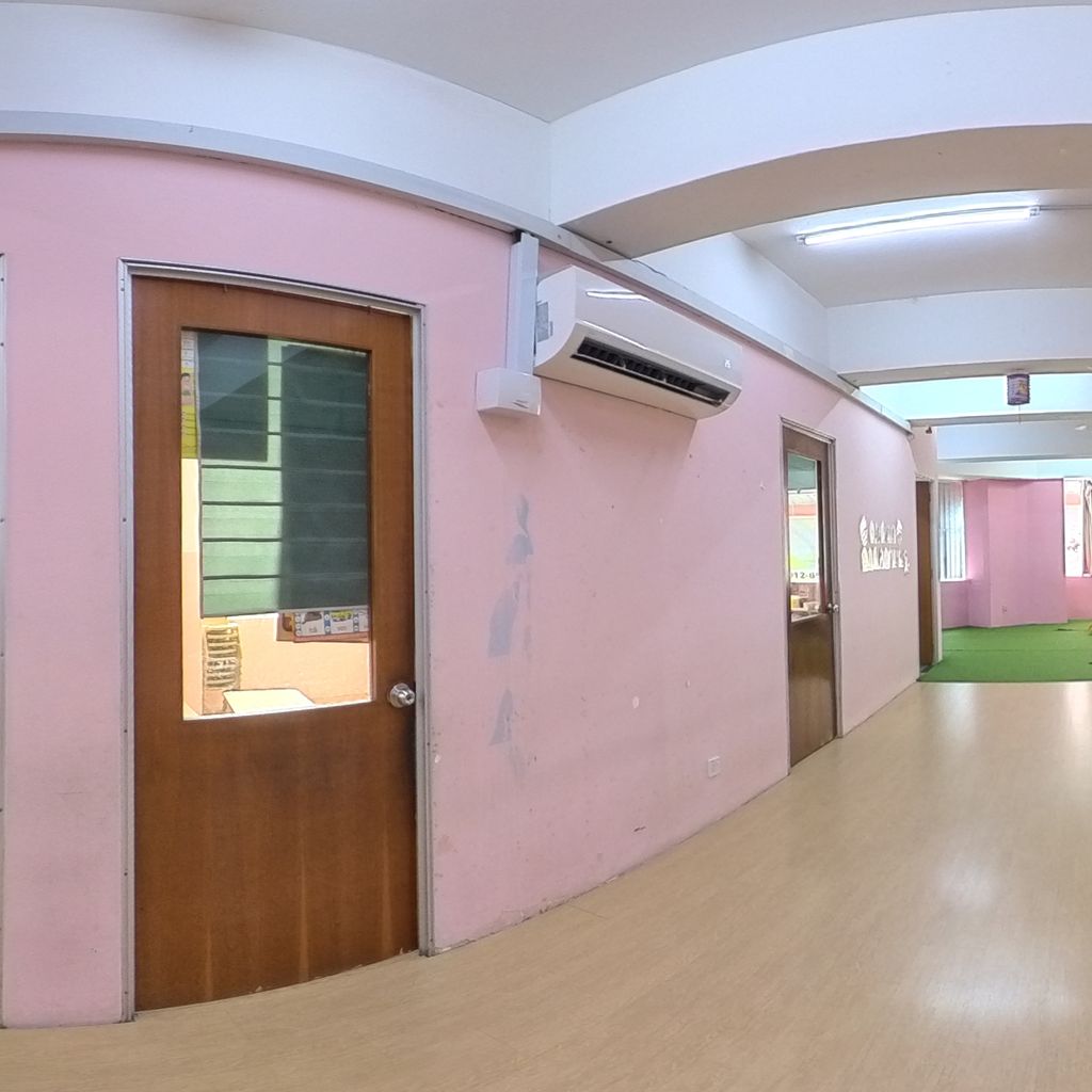 Hall 1
