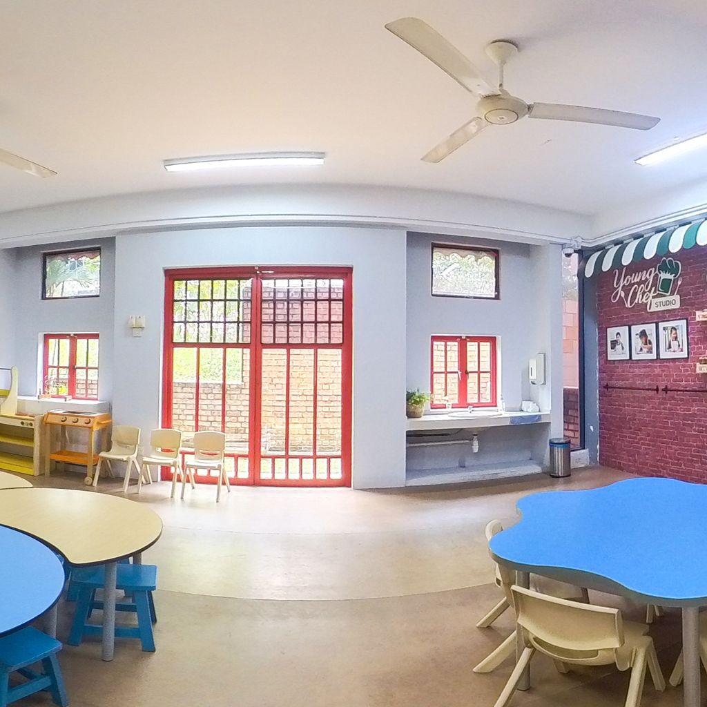 Young Chef Studio