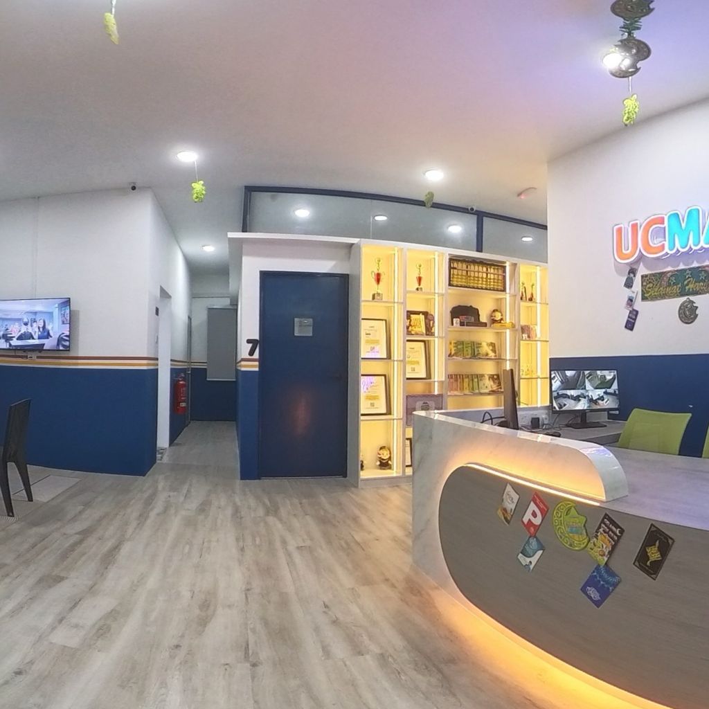 Welcome Desk