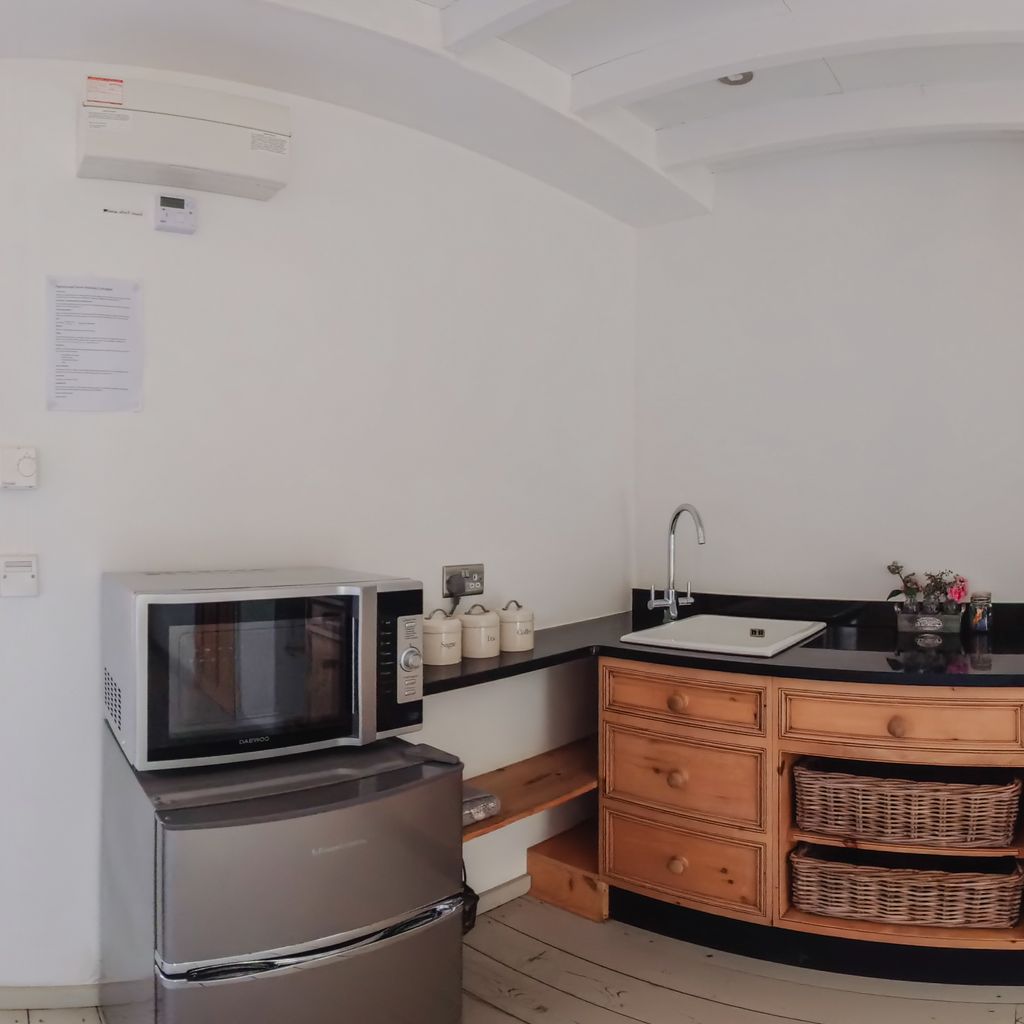 Bellflower Open Space Kitchen