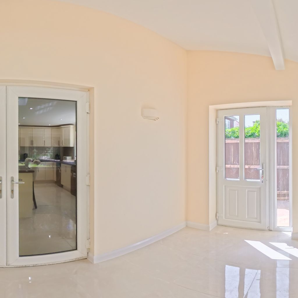 Garden room