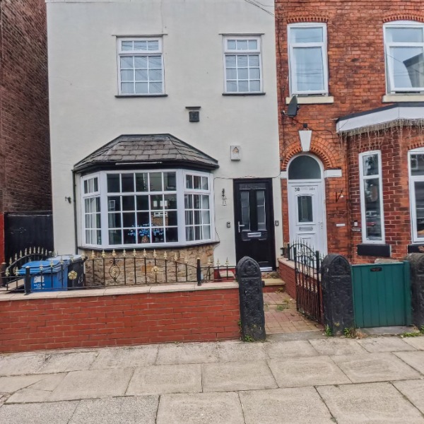 40 Alma Street Eccles, Manchester M30 0EX