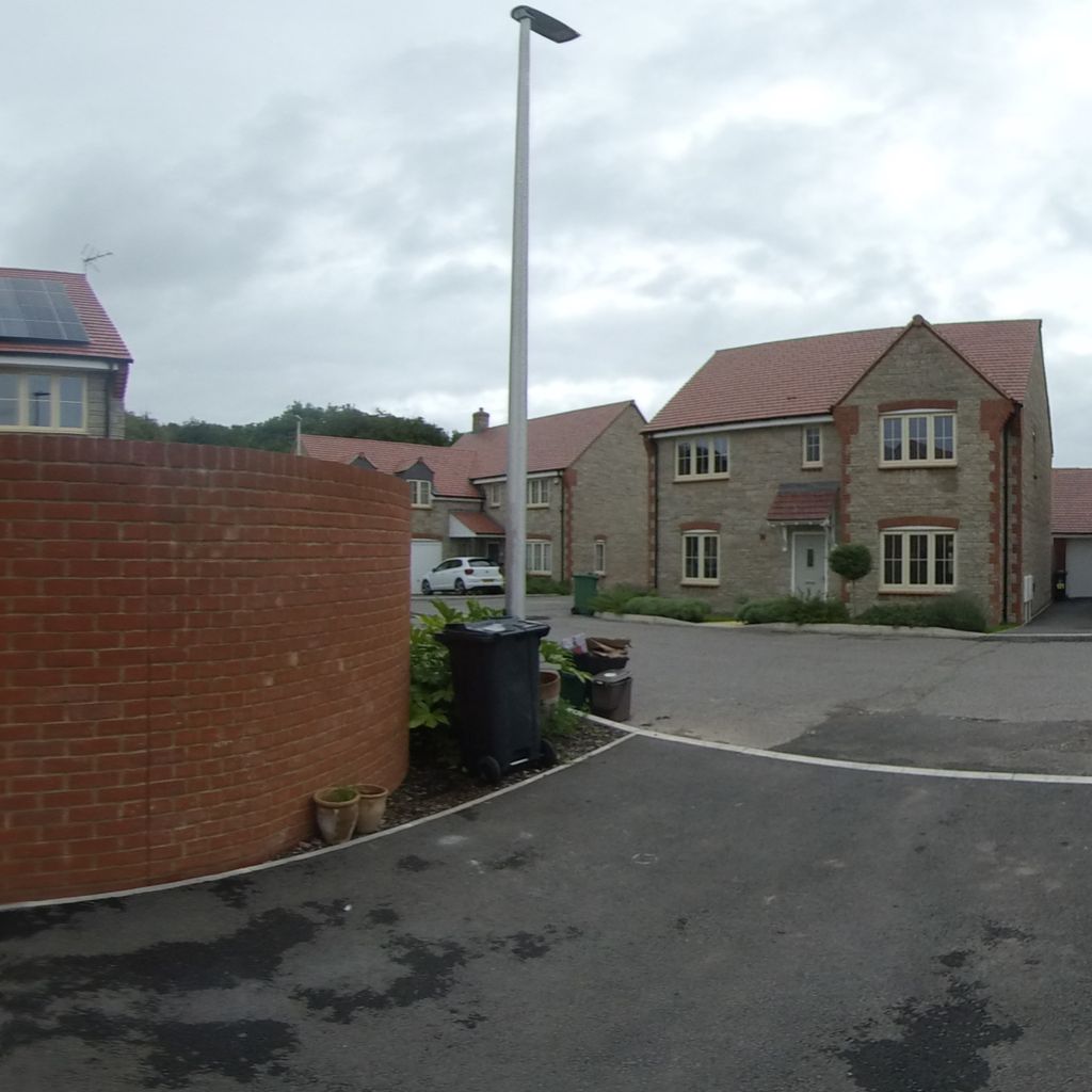 Driveway & Parking