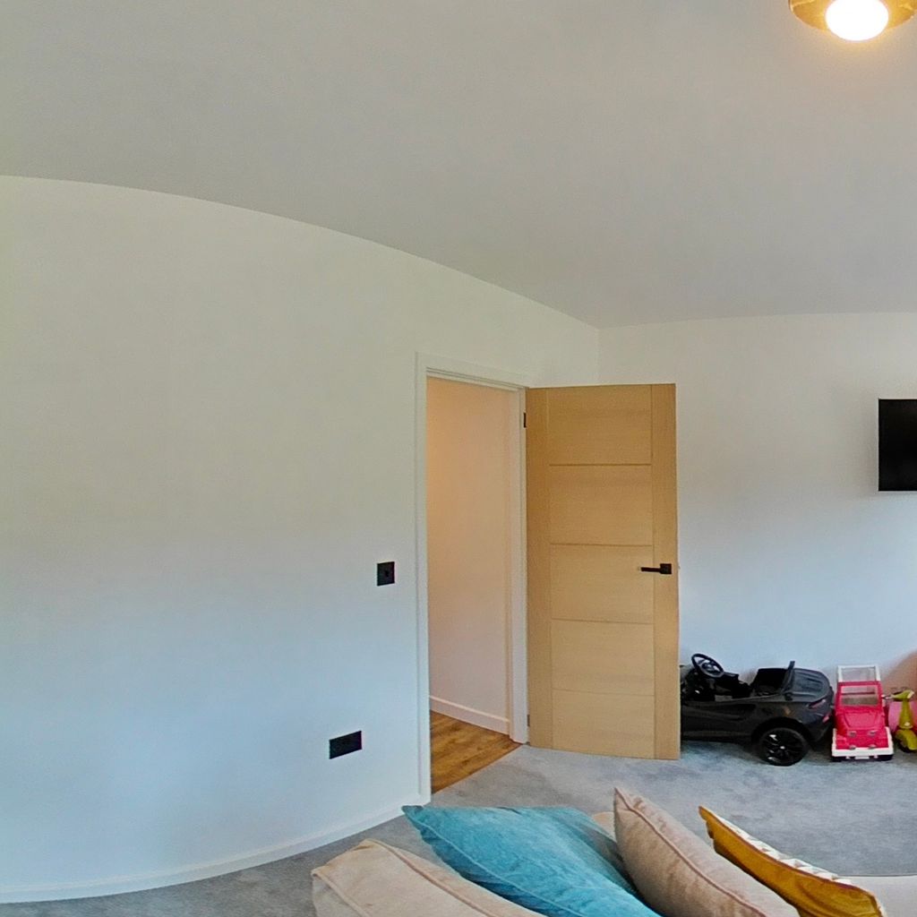 Reception Room/Bedroom 4