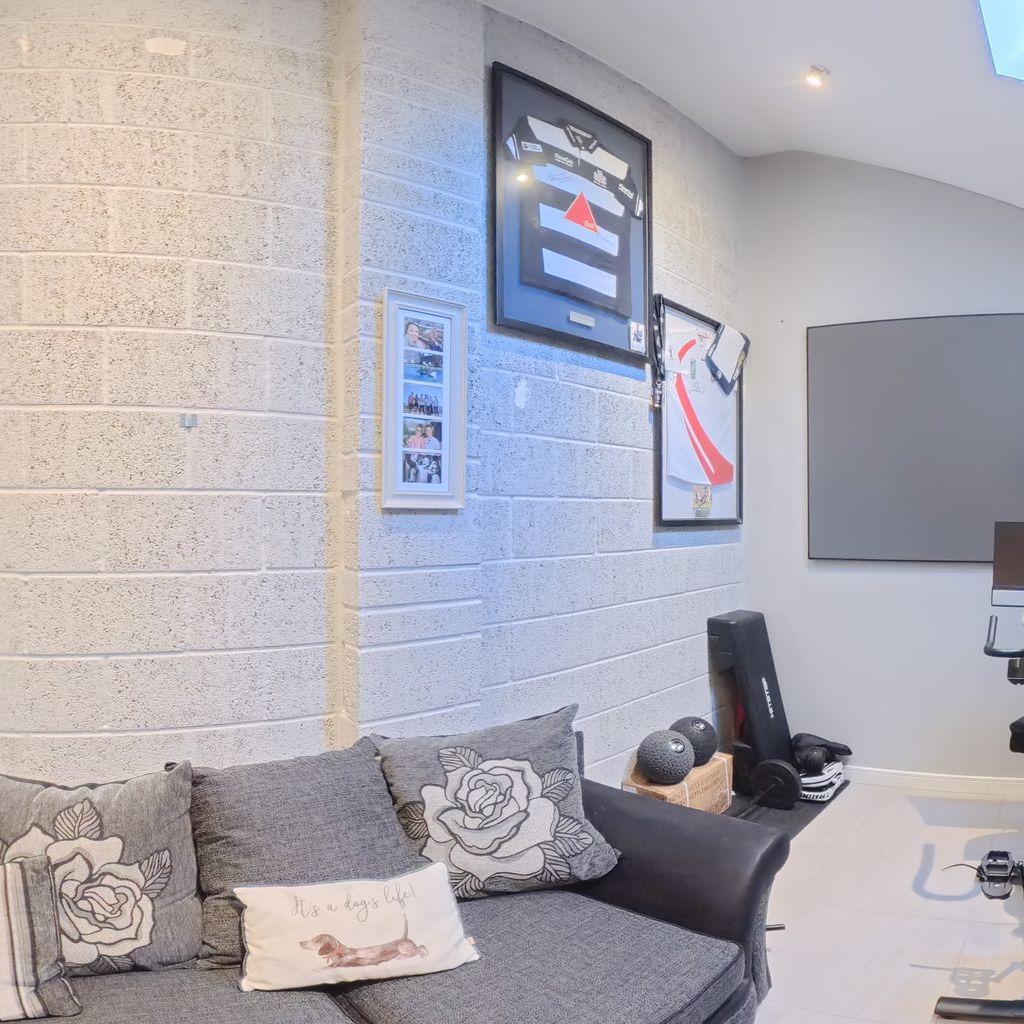 Garage room