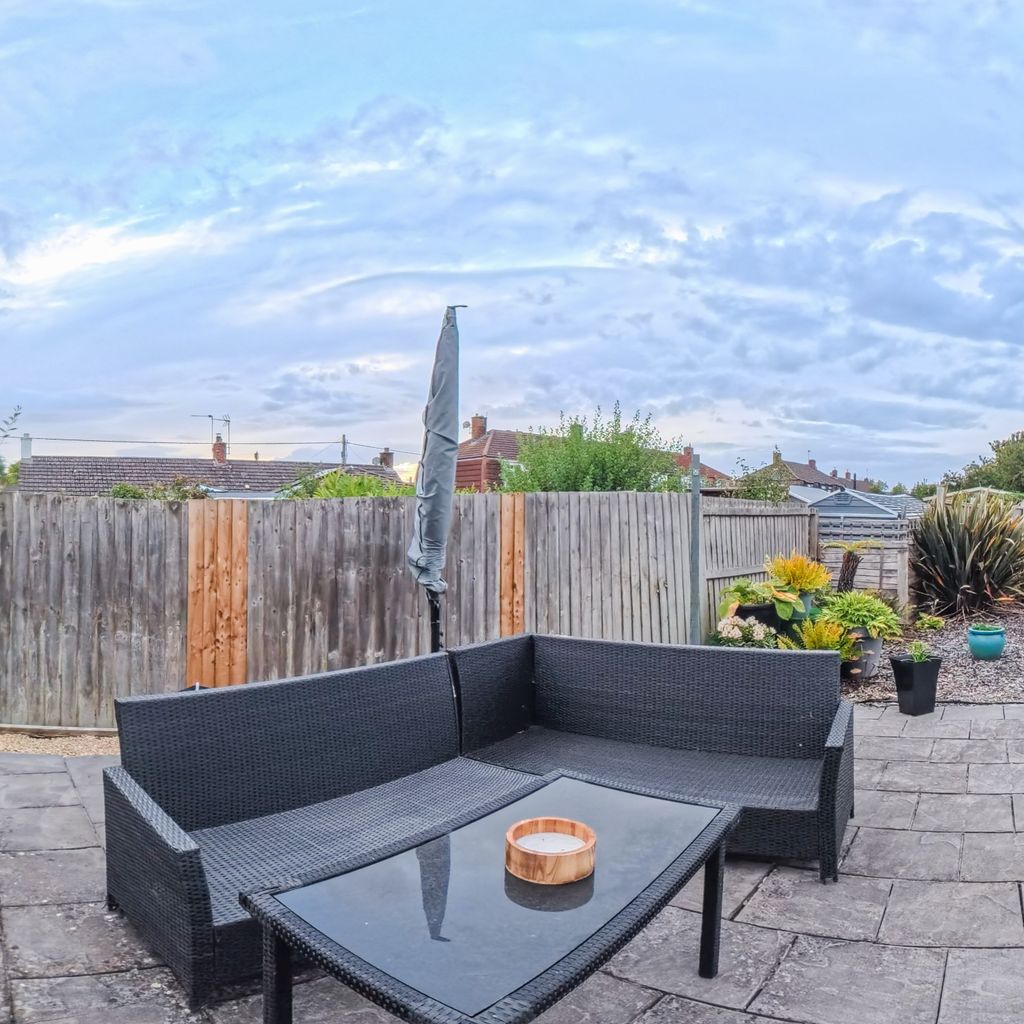 exterior lounge