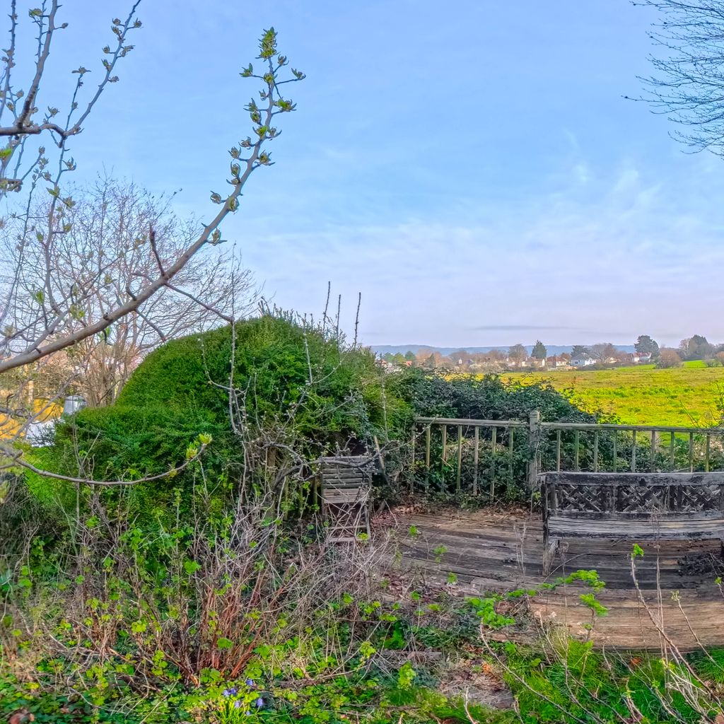 Garden rear