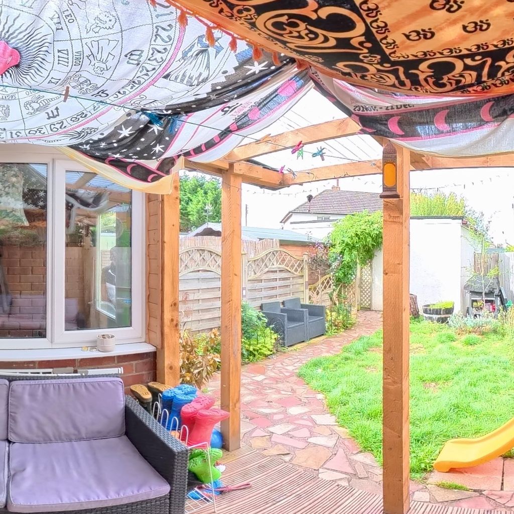 Decked seating area