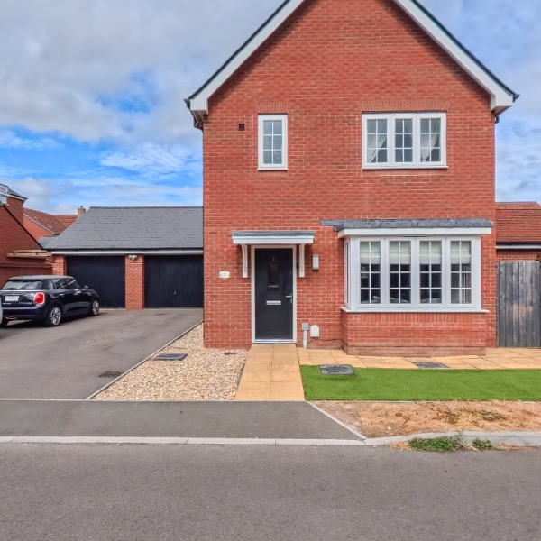 1 Blackcap avenue
