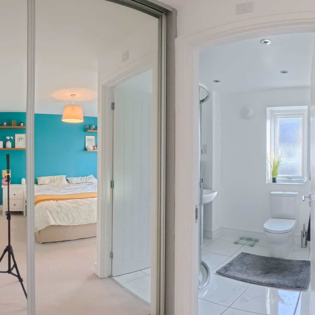 Bedroom 2 entrance