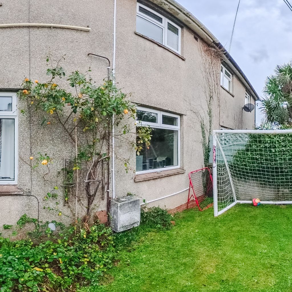 Front garden 1