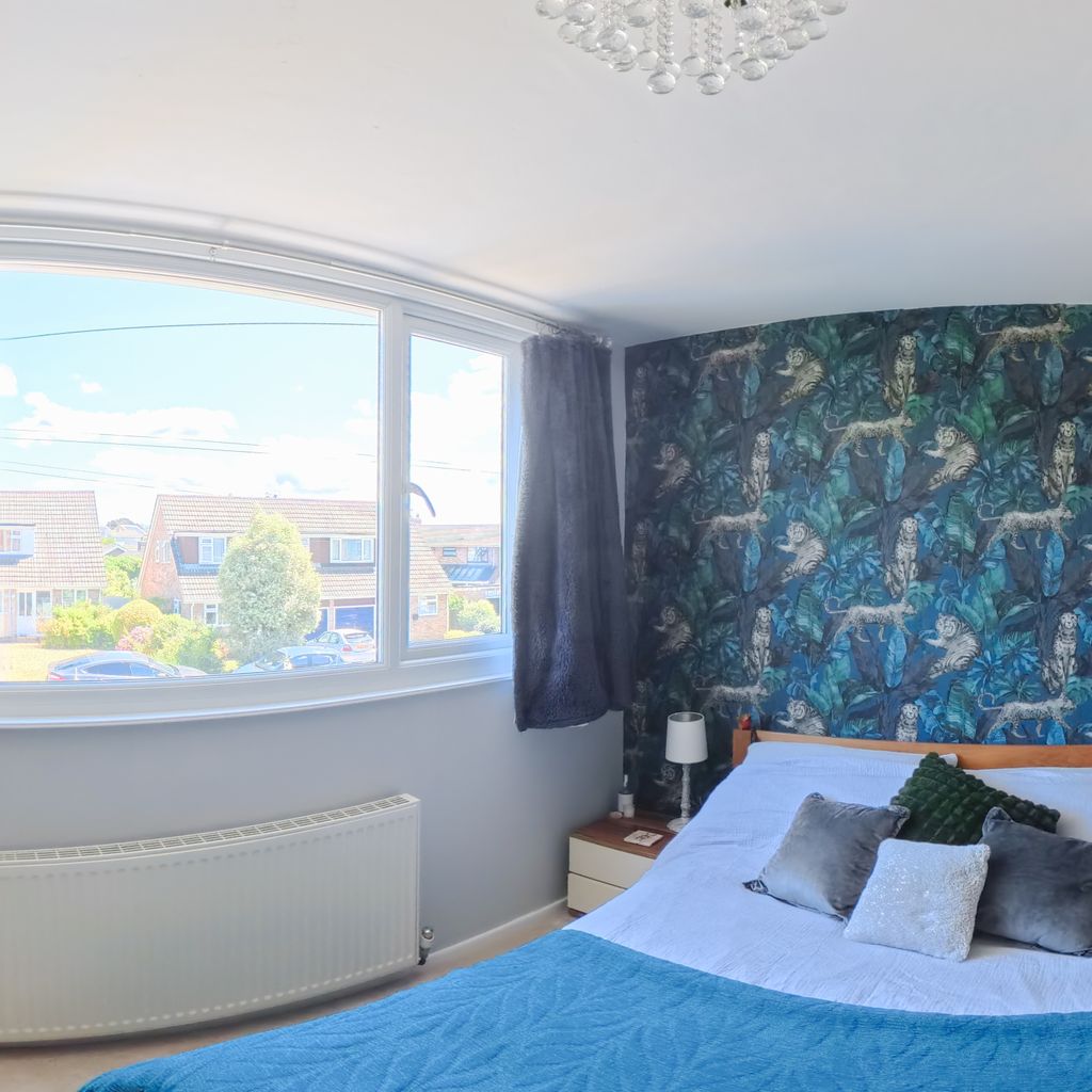 Bedroom 1 (a)