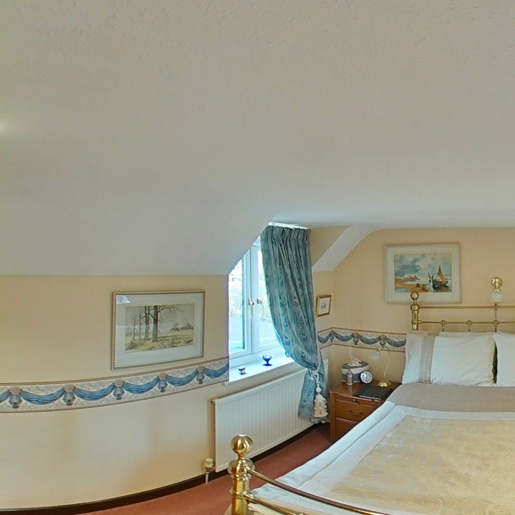 Bedroom (2)