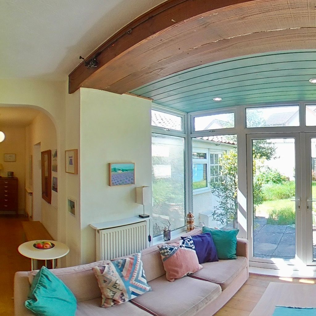 Living Room (2)