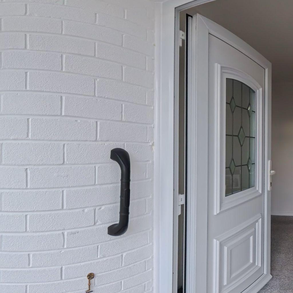 Entrance porch