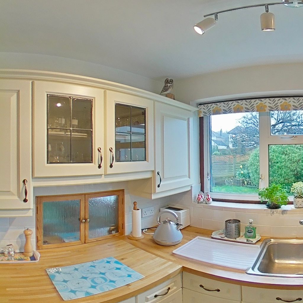 Kitchen (2)