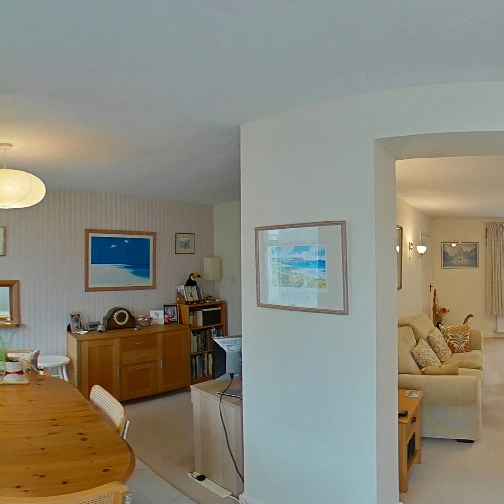 Living room  (2)