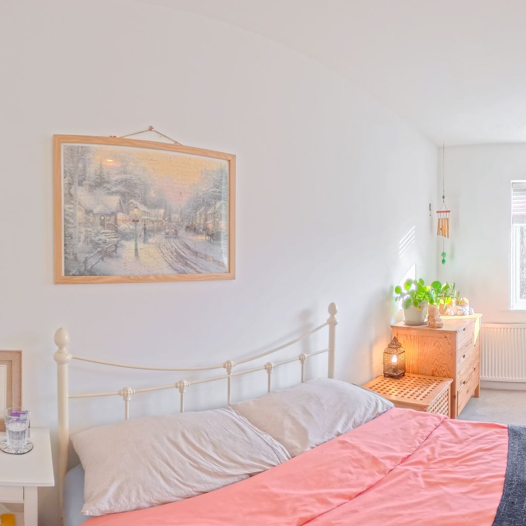 Bedroom2