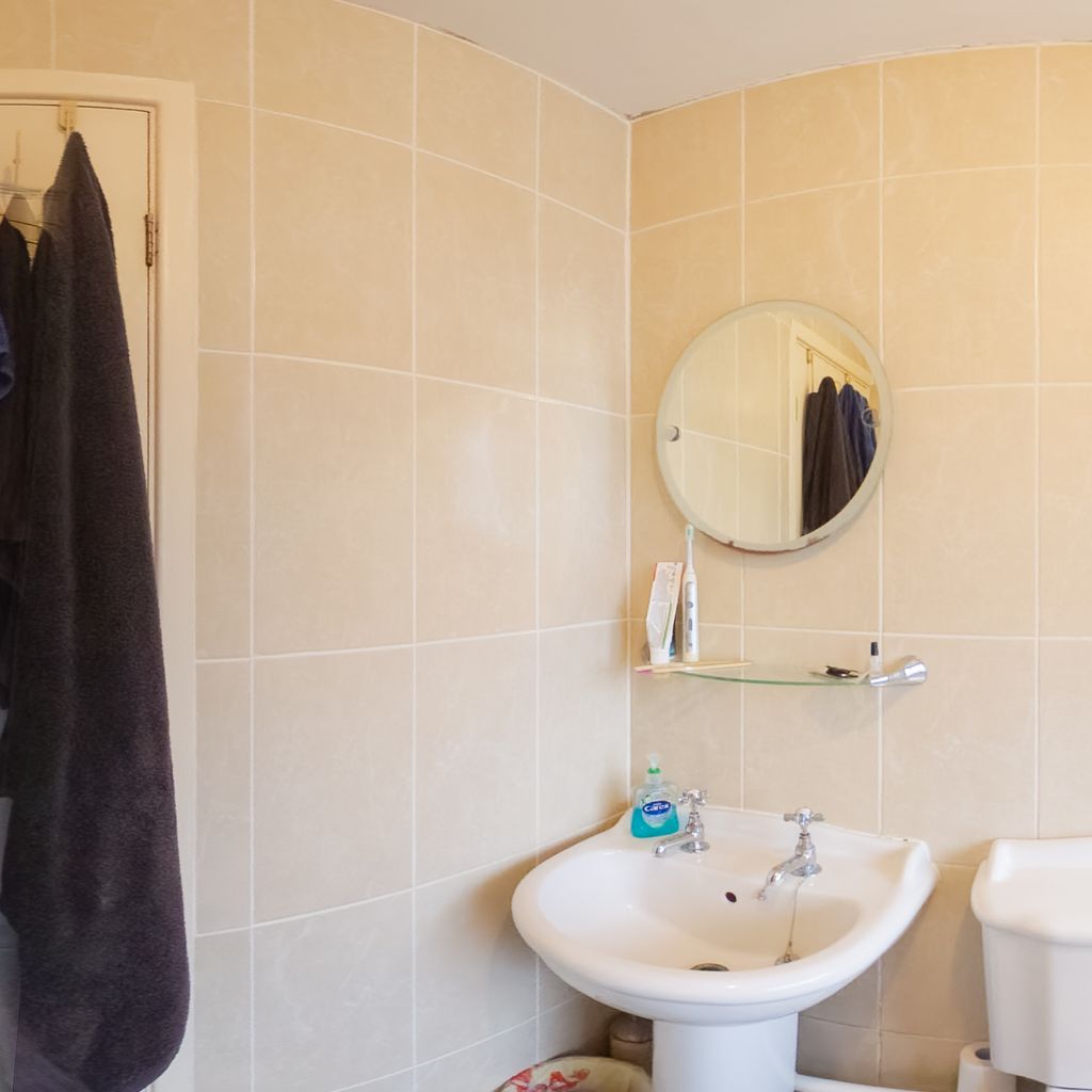 Family bathroom