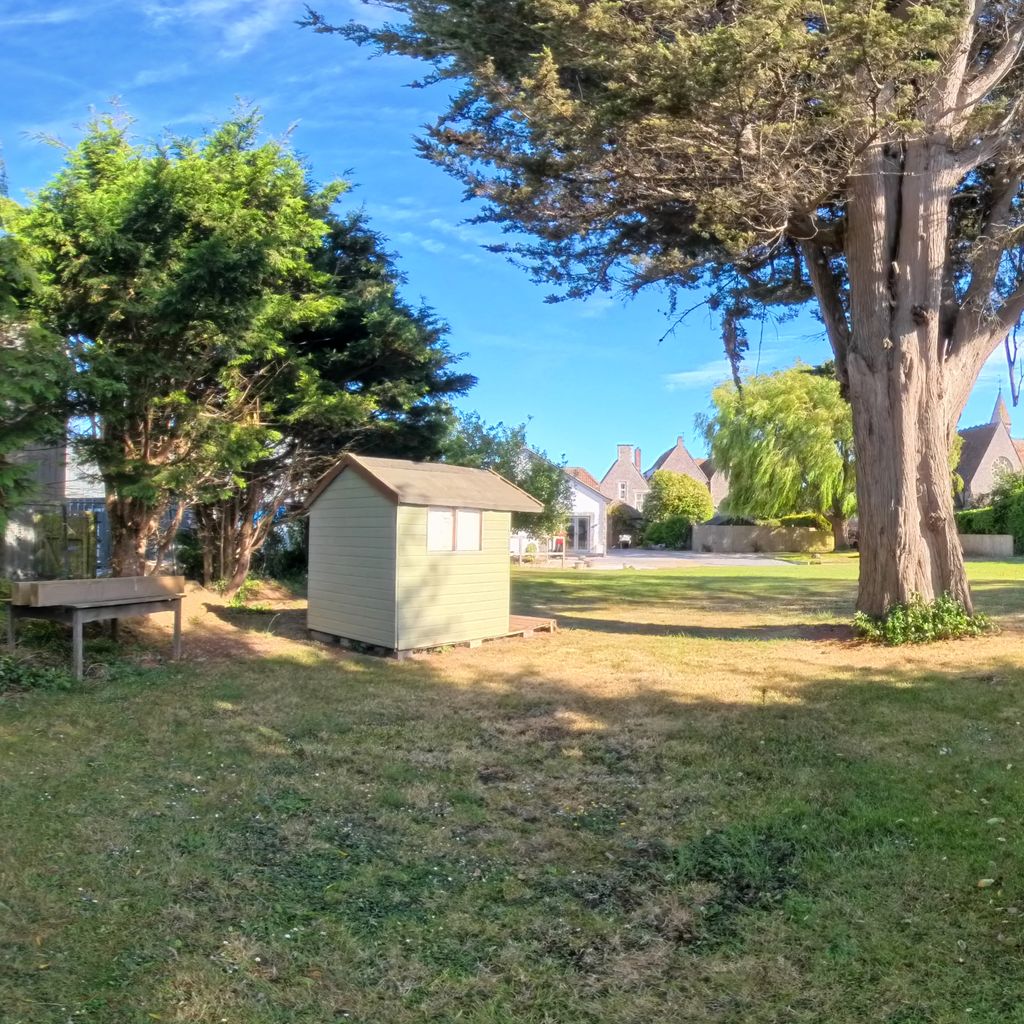 Garden 5