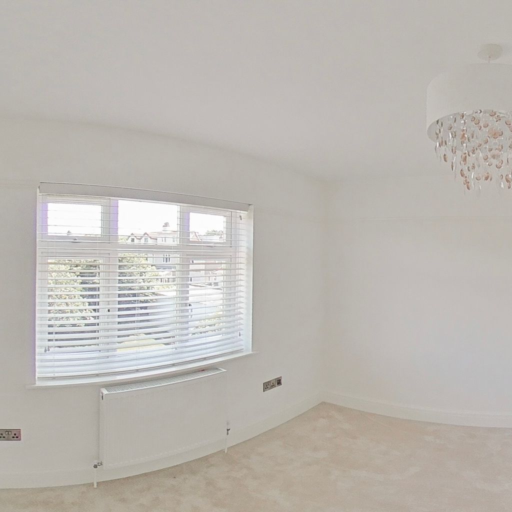 Bedroom 1a