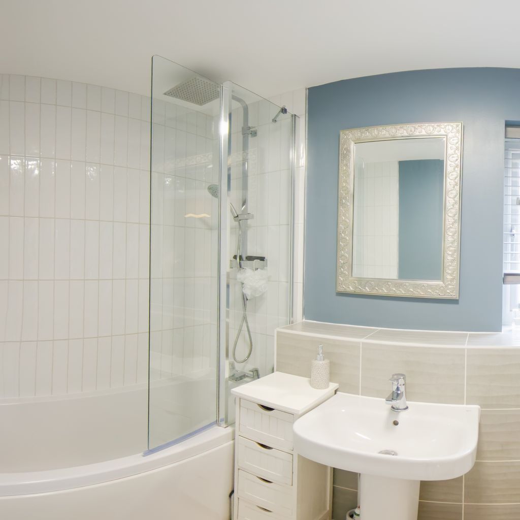 Family bathroom
