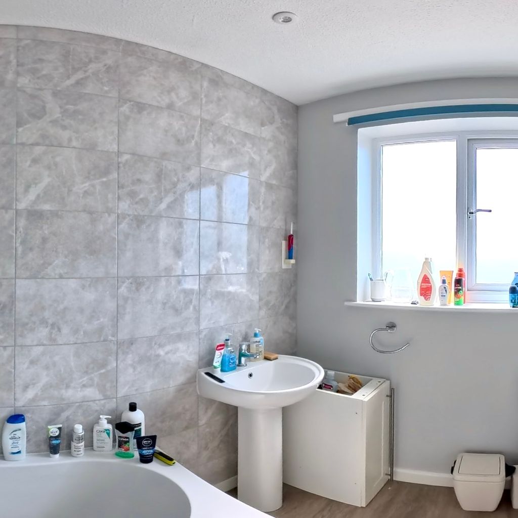 Family bathroom