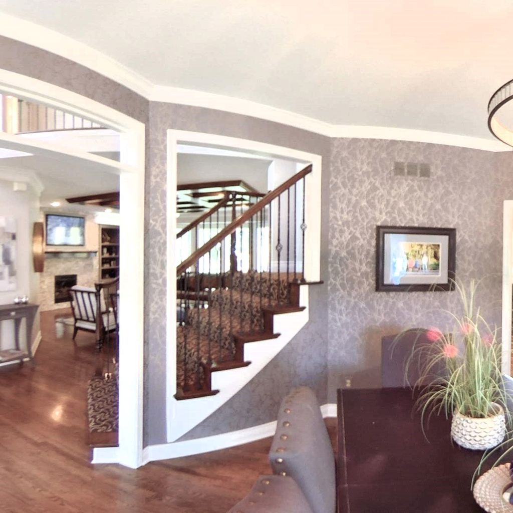 Dining Rm