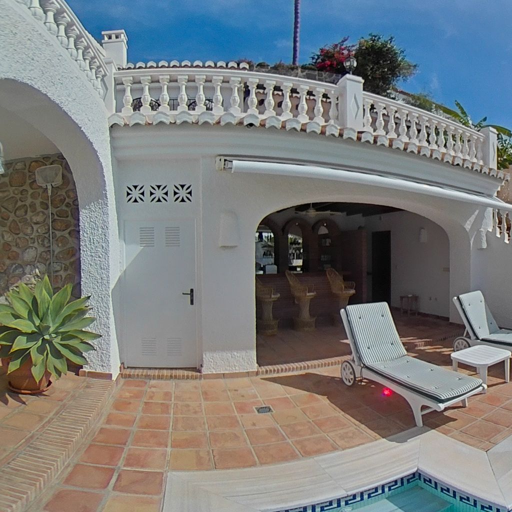Pool terrace