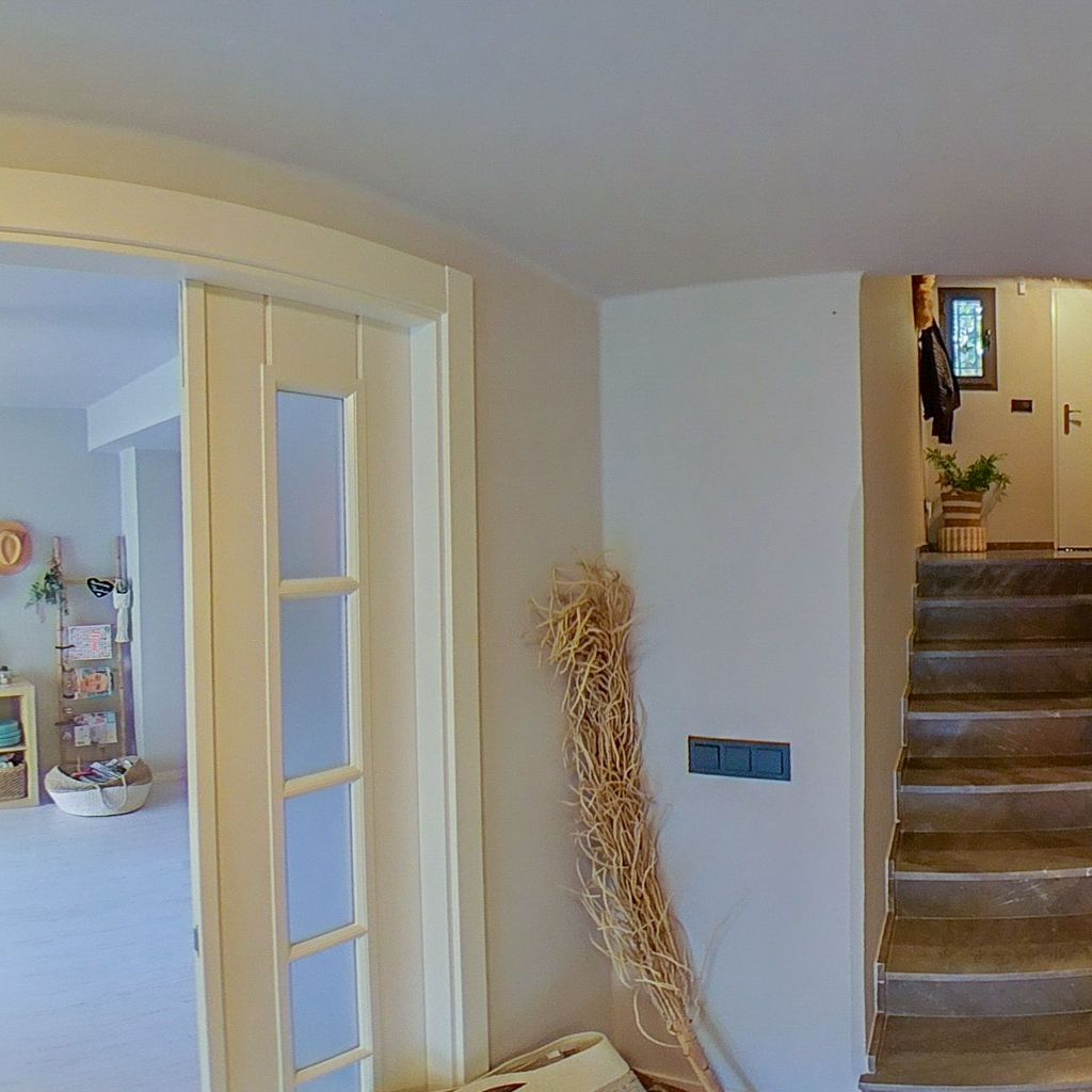Hall first floor
