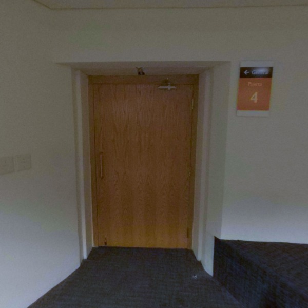 PUERTA 4