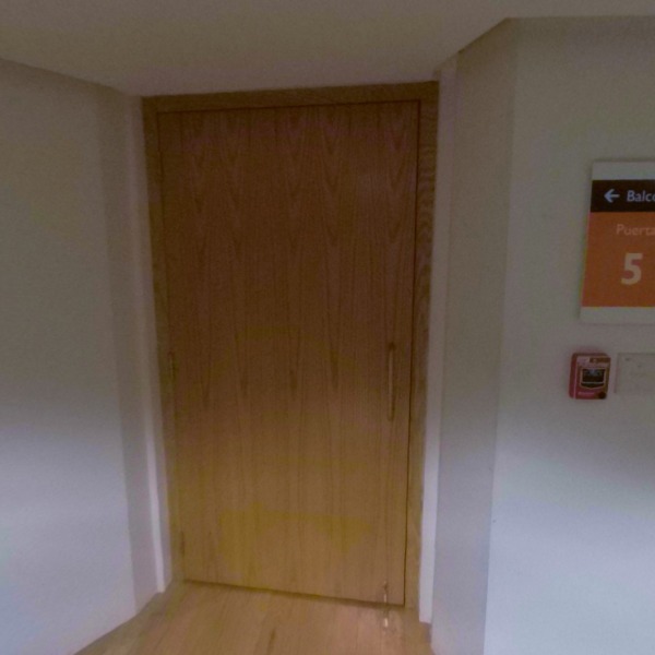 PUERTA 5