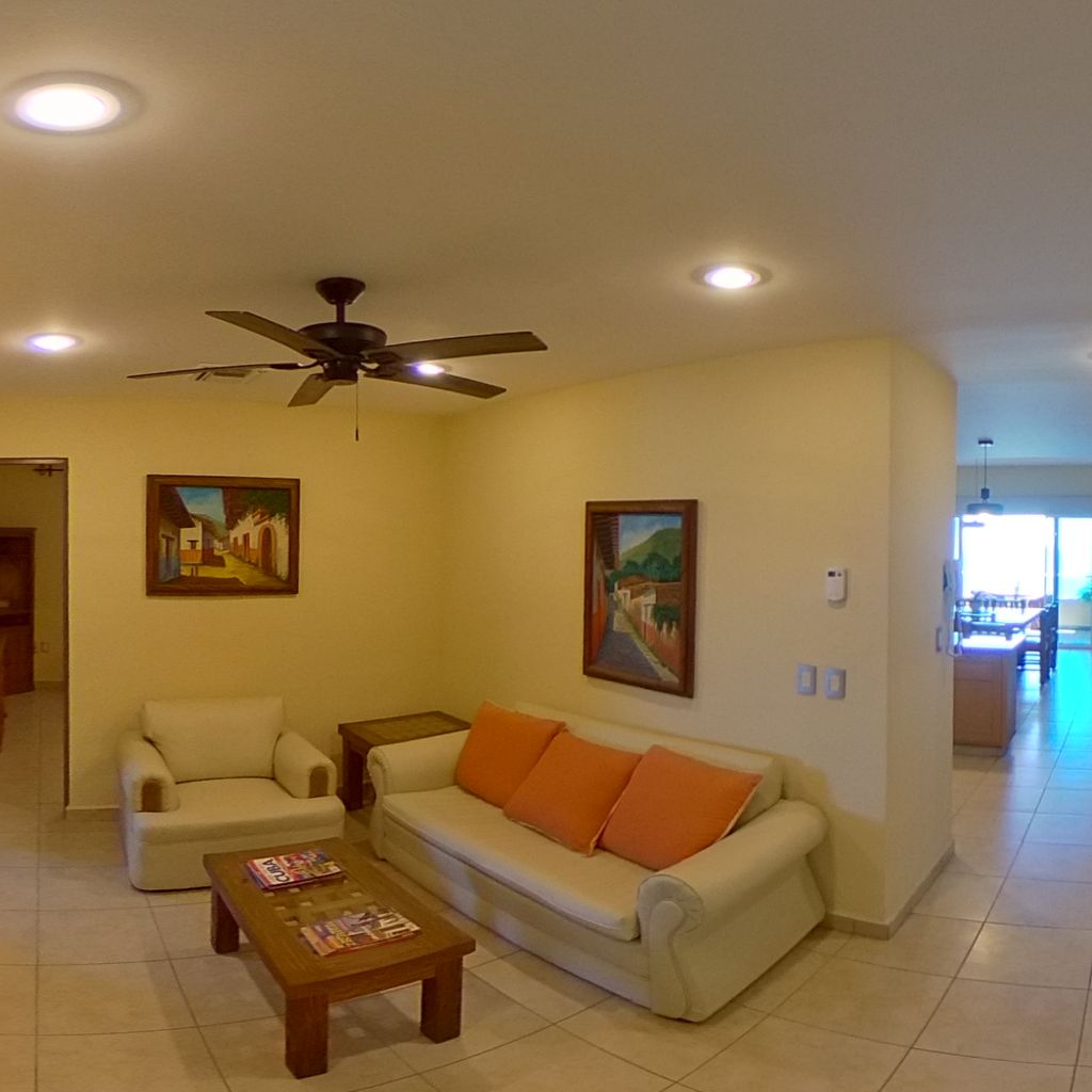 ENTRADA CONDO