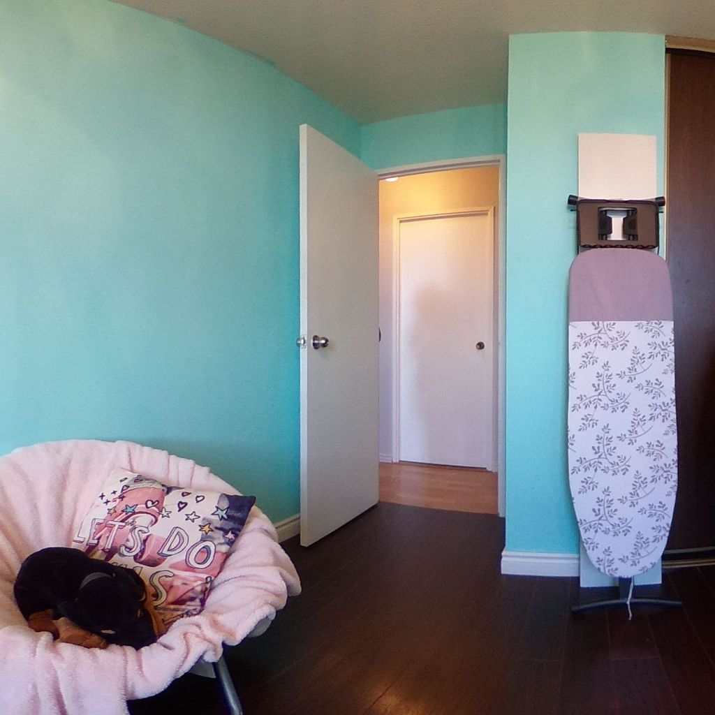 Room2