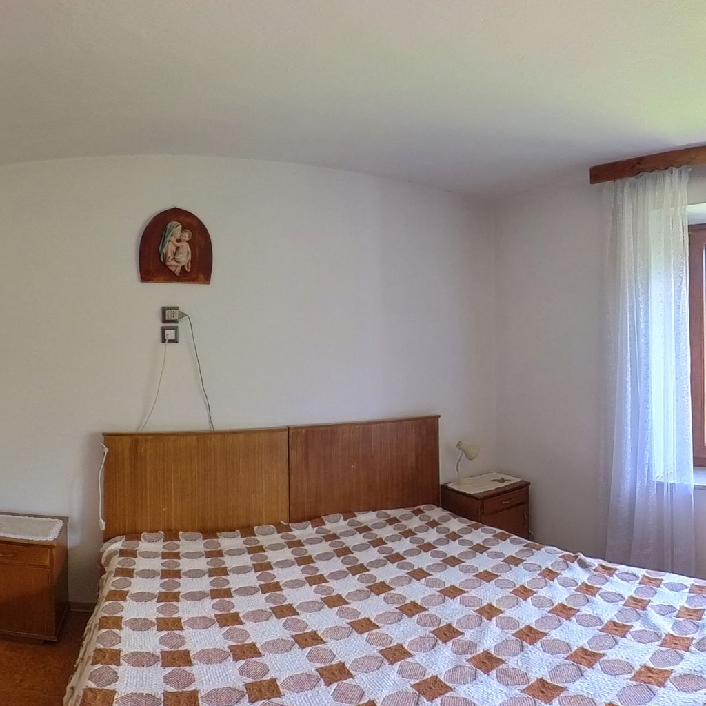 Camera 4