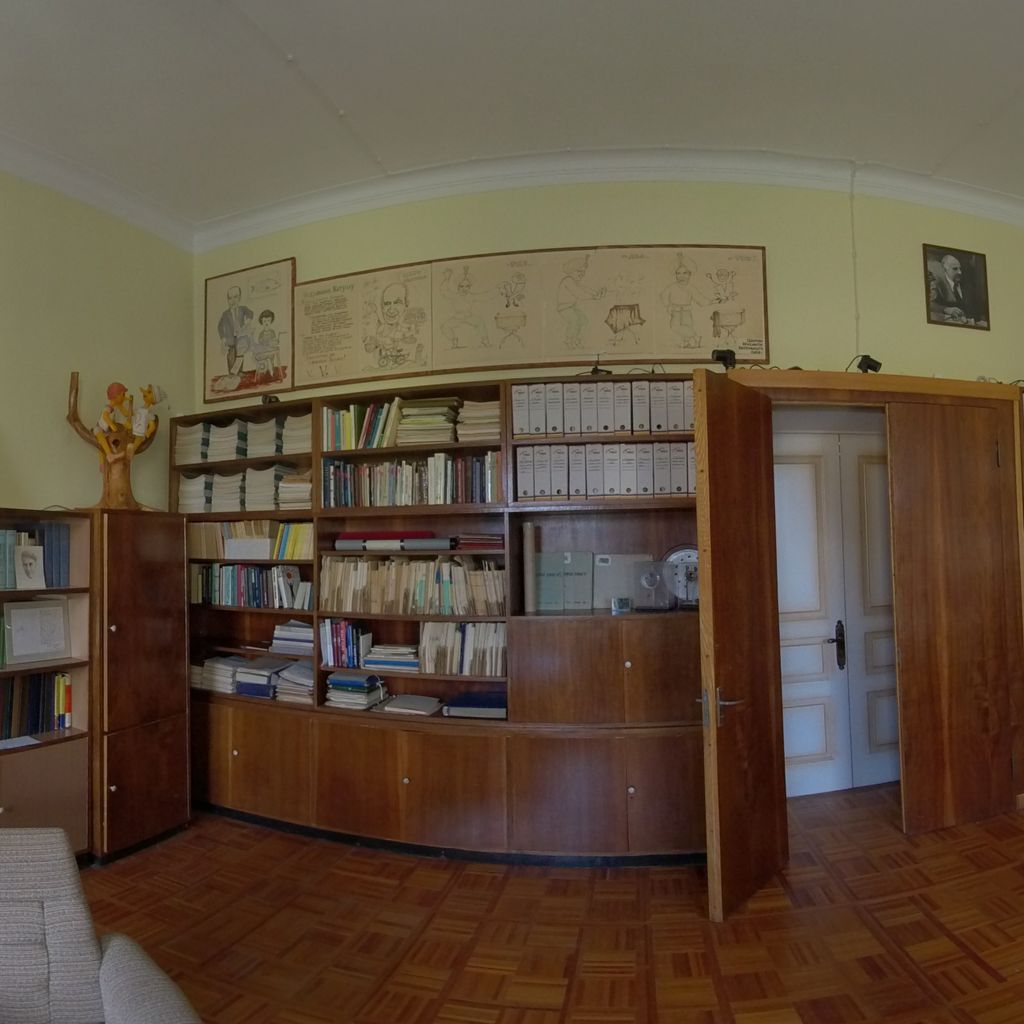 Photo 3