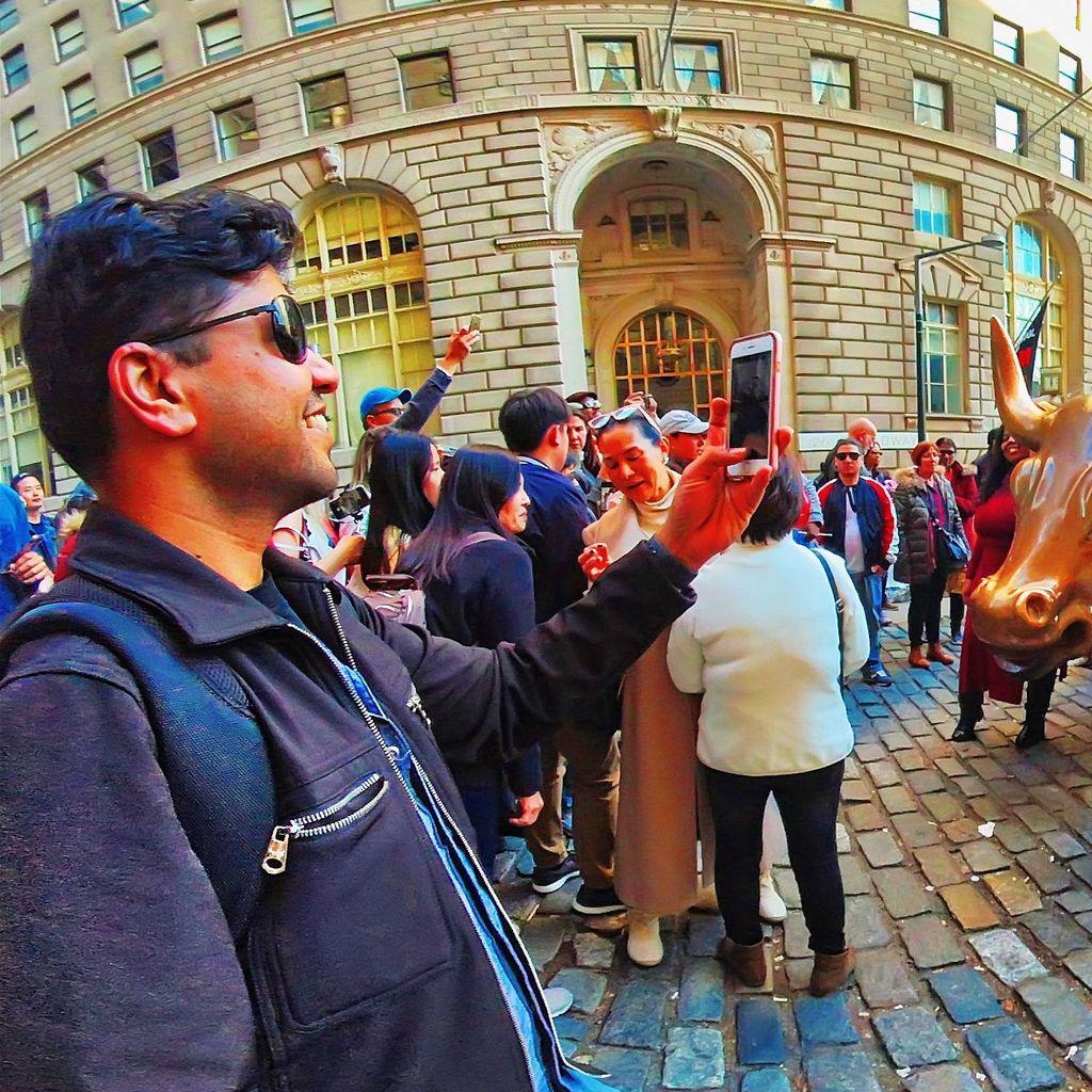 Wall St - Charging Bull Front